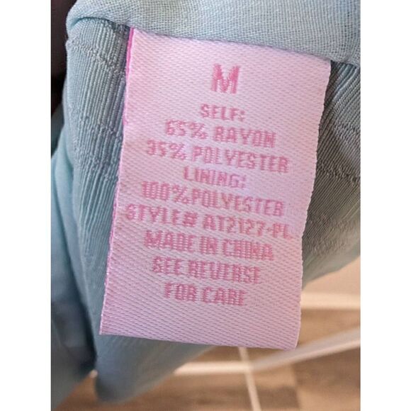 Pink Lily Blue Tank Top Ties in Back Women's Size Medium - Picture 4 of 5